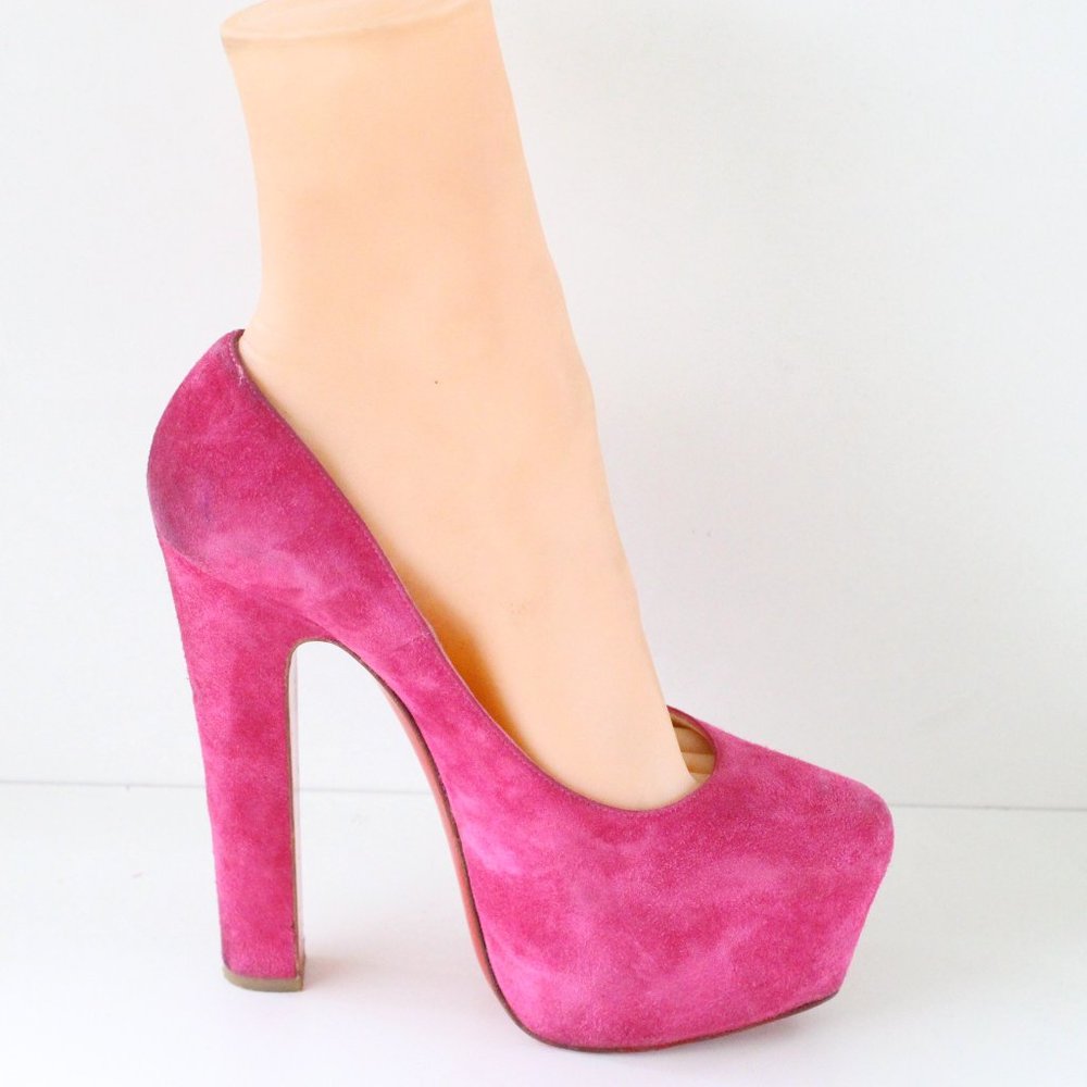 Christian Louboutin Pink Daffy Suede Platform - Picture 2 of 10